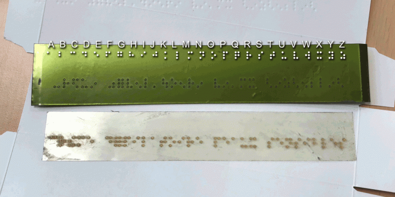 Outil Braille et Résultat Imprimé - variante 2
